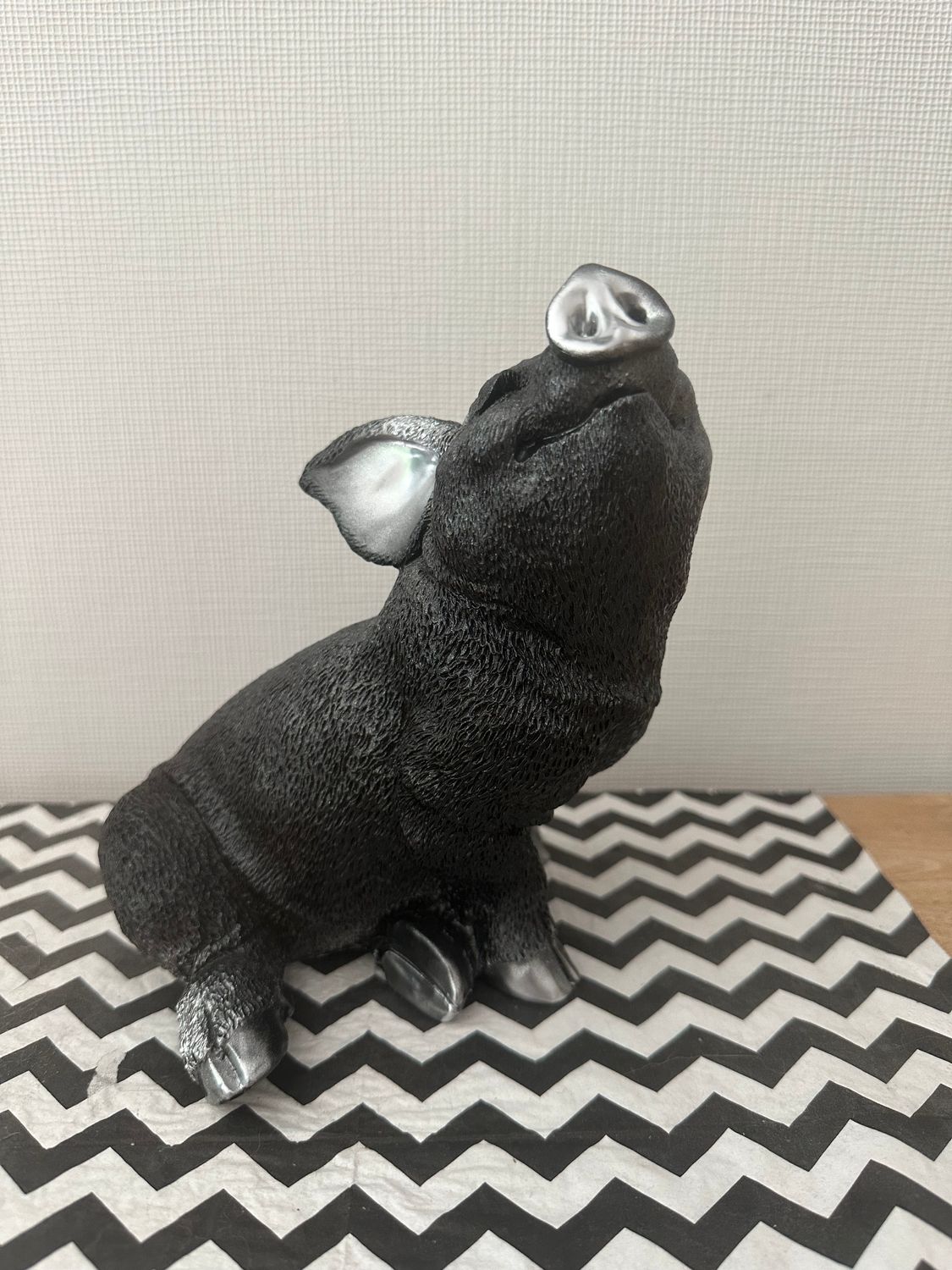 Varken zwart/zilver H 19 x B 17 x L 25 cm