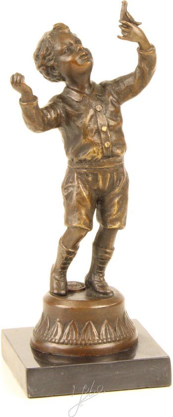 Jongen met Duif - Bronzen Beeld - Brons Sculptuur - Kunst Beeldje - Kunstwerk - Interieur Decoratie - 9x9x23 (DSVG-100)