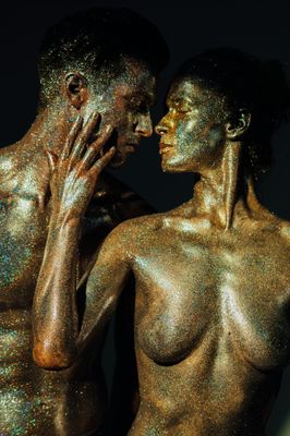 erotische bronzen beelden +18