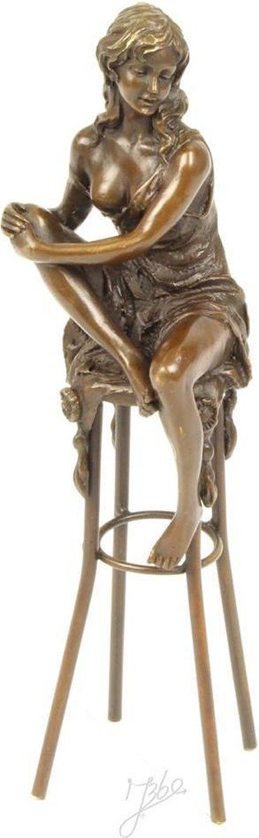 Beeld brons - Lady on barchair - goudkleurig gepatineerd - 25,7 cm hoog  (DSBJ-11)