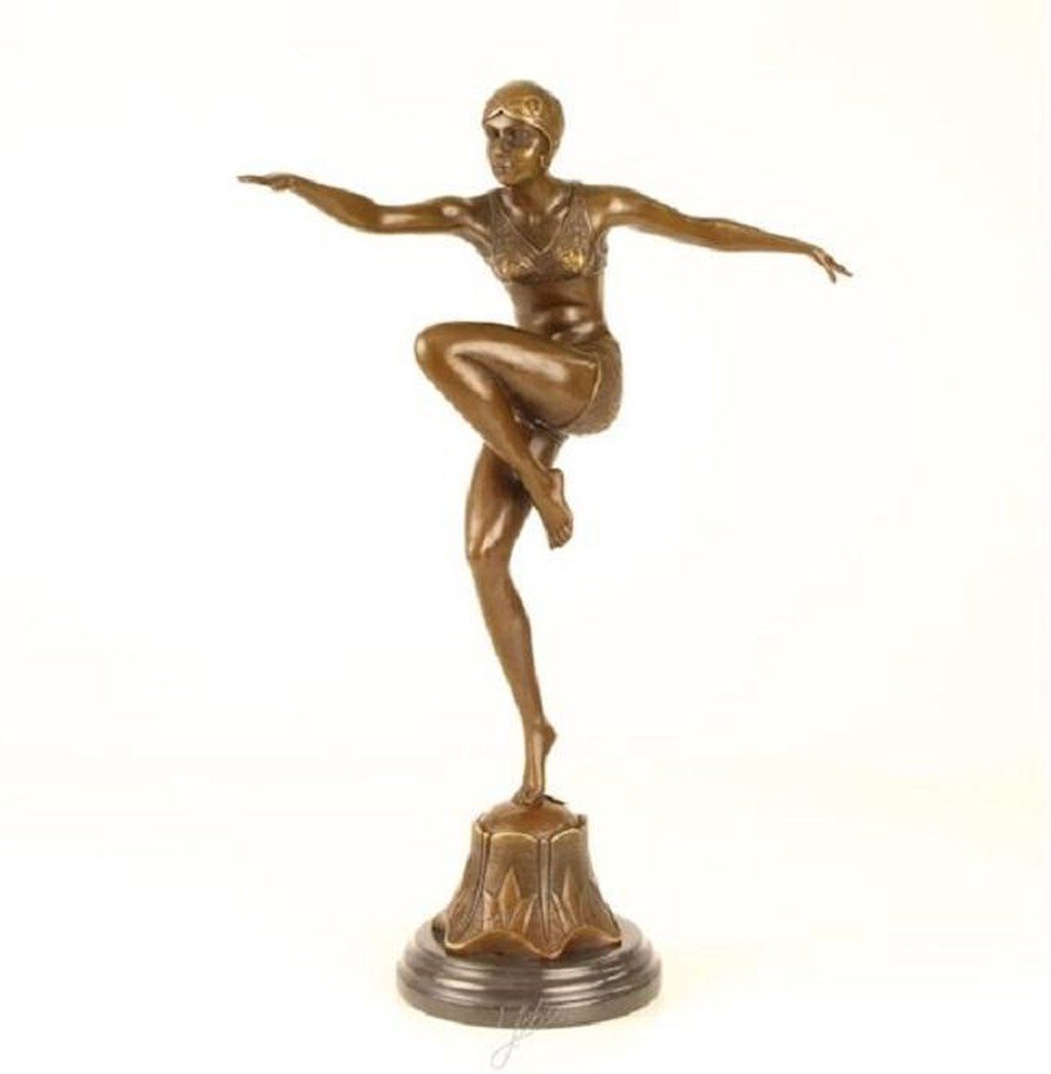 Bronzen Beeld Con Brio - Bronzen beeldje - Dansende vrouw - 45,2 cm hoog (DSBJ-25)
