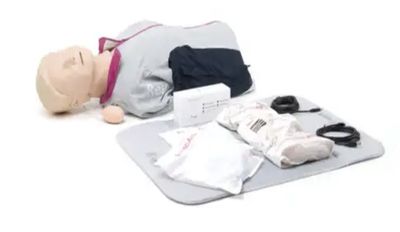 Nieuwe Resusci Anne QCPR torso in draagtas