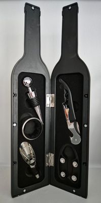 Wijnfles met assecoires