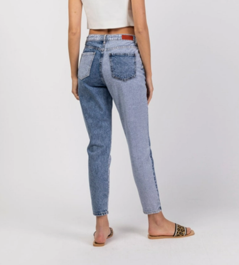 Achterkant gewassen jeansbroek