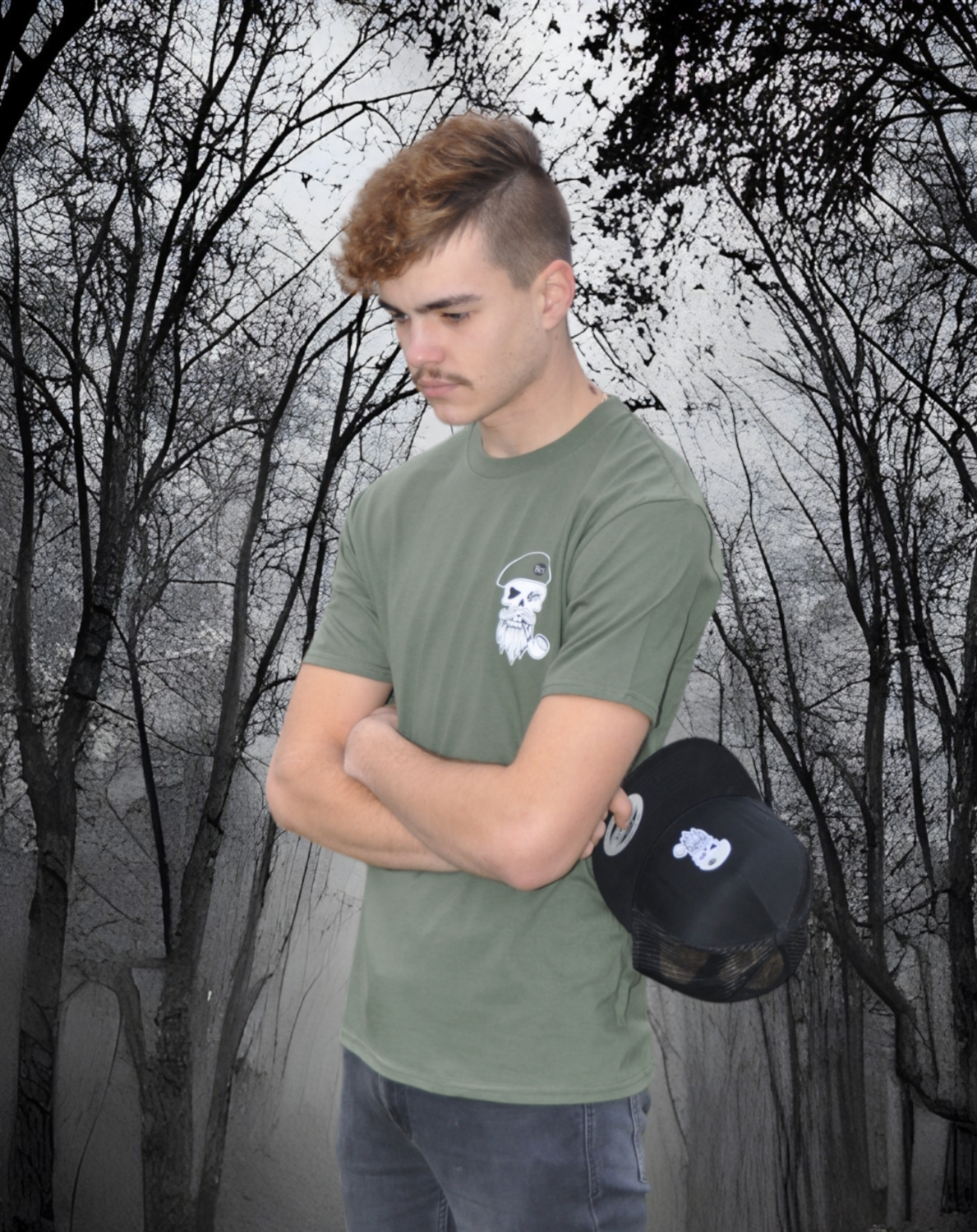 T-Shirt logo vooraan (militair groen)