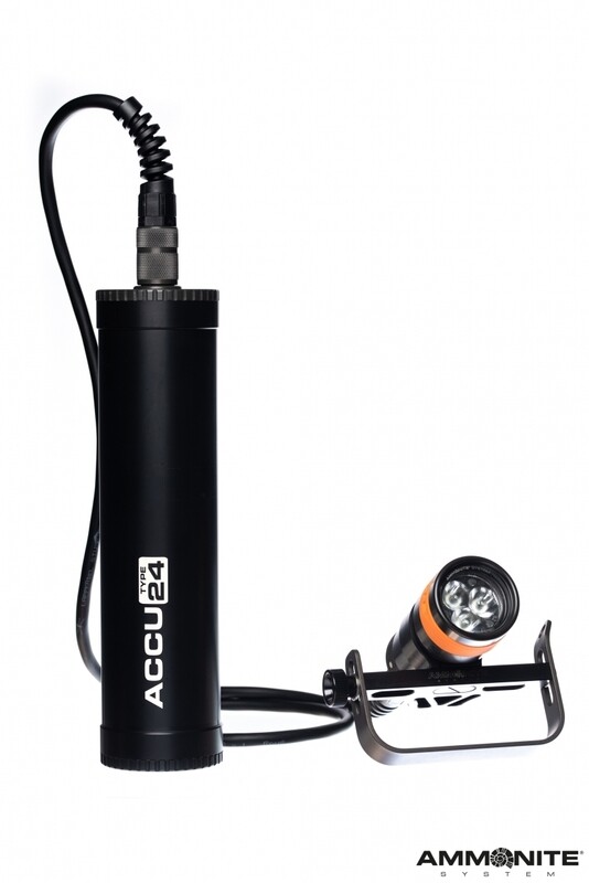 LED HELIOS / ACCU TYPE 24