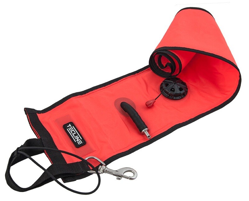 semi closed buoy 18/122 orange