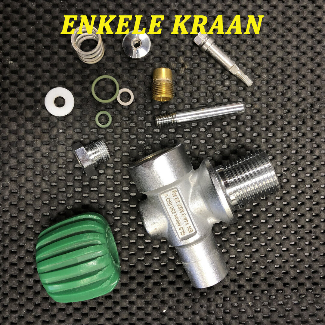 Enkele kraan onderhoud &amp; montage