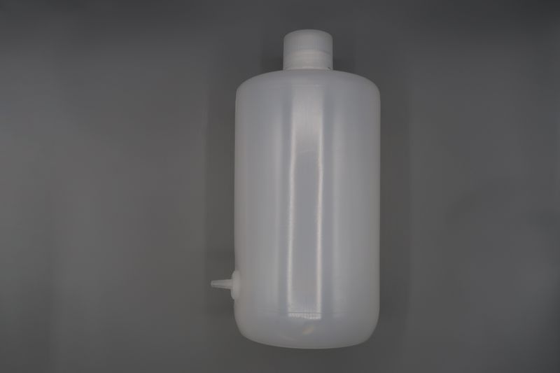 Tank with Cap
