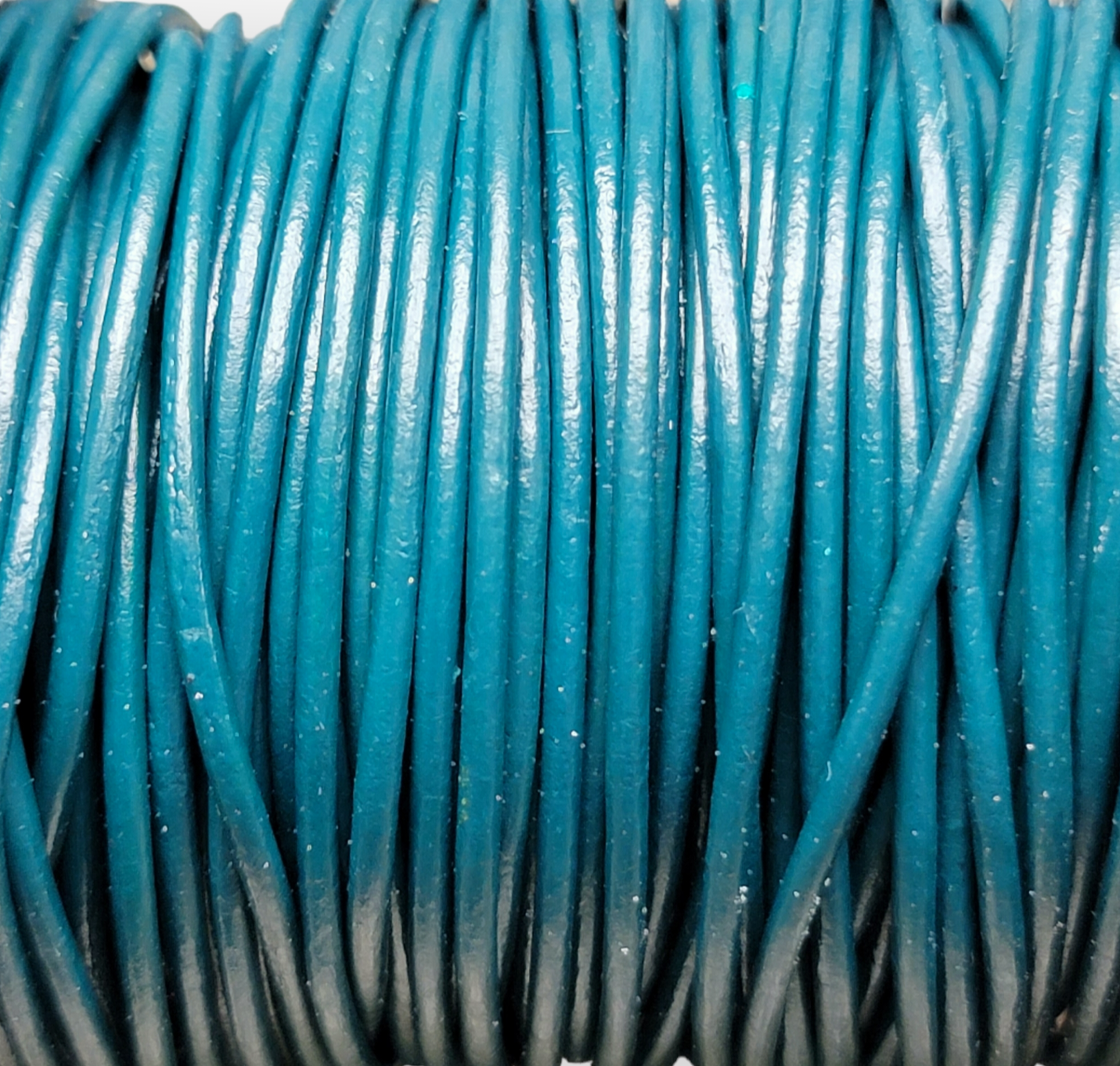 1.5mm Indian Leather - Esmeralda (sold by the foot)