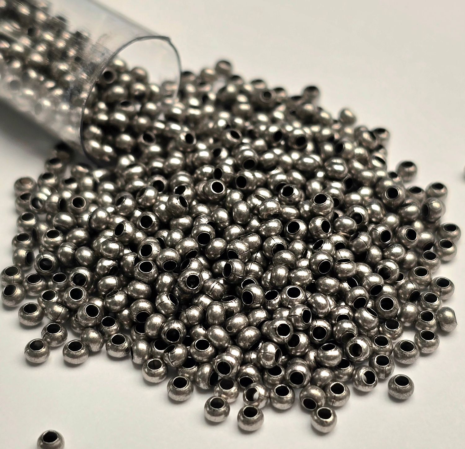 11/0 Metal Seed Beads: Silver Oxide (40 Grams) 11/0 Metal Seed Beads: Silver Oxide (40 Grams)