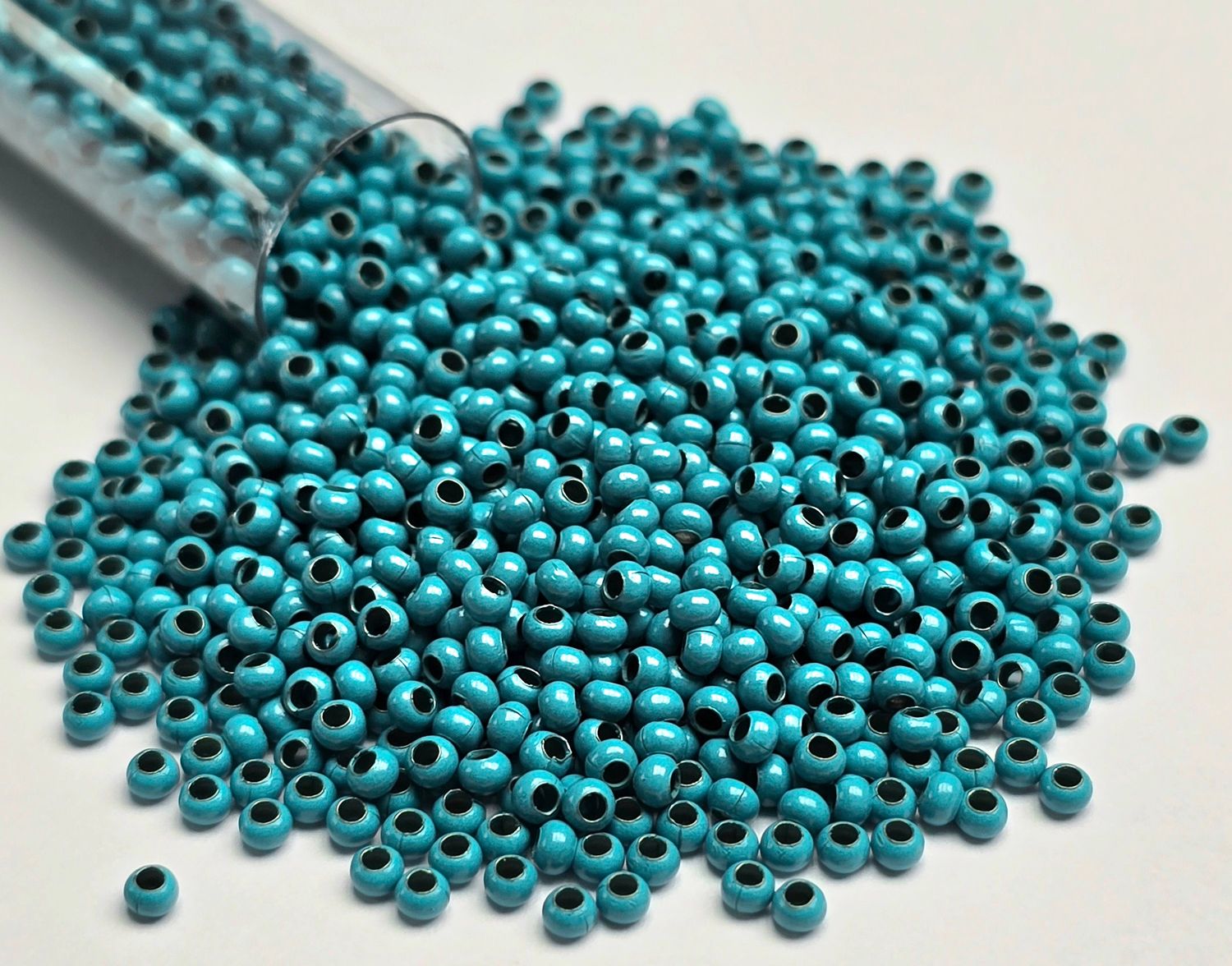 11/0 Metal Seed Beads: Turquoise  11/0 Metal Seed Beads: Turquoise