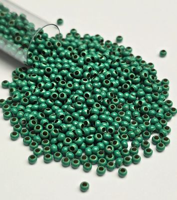 11/0 Metal Seed Beads: Green