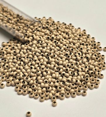 11/0 Metal Seed Beads: Cream
