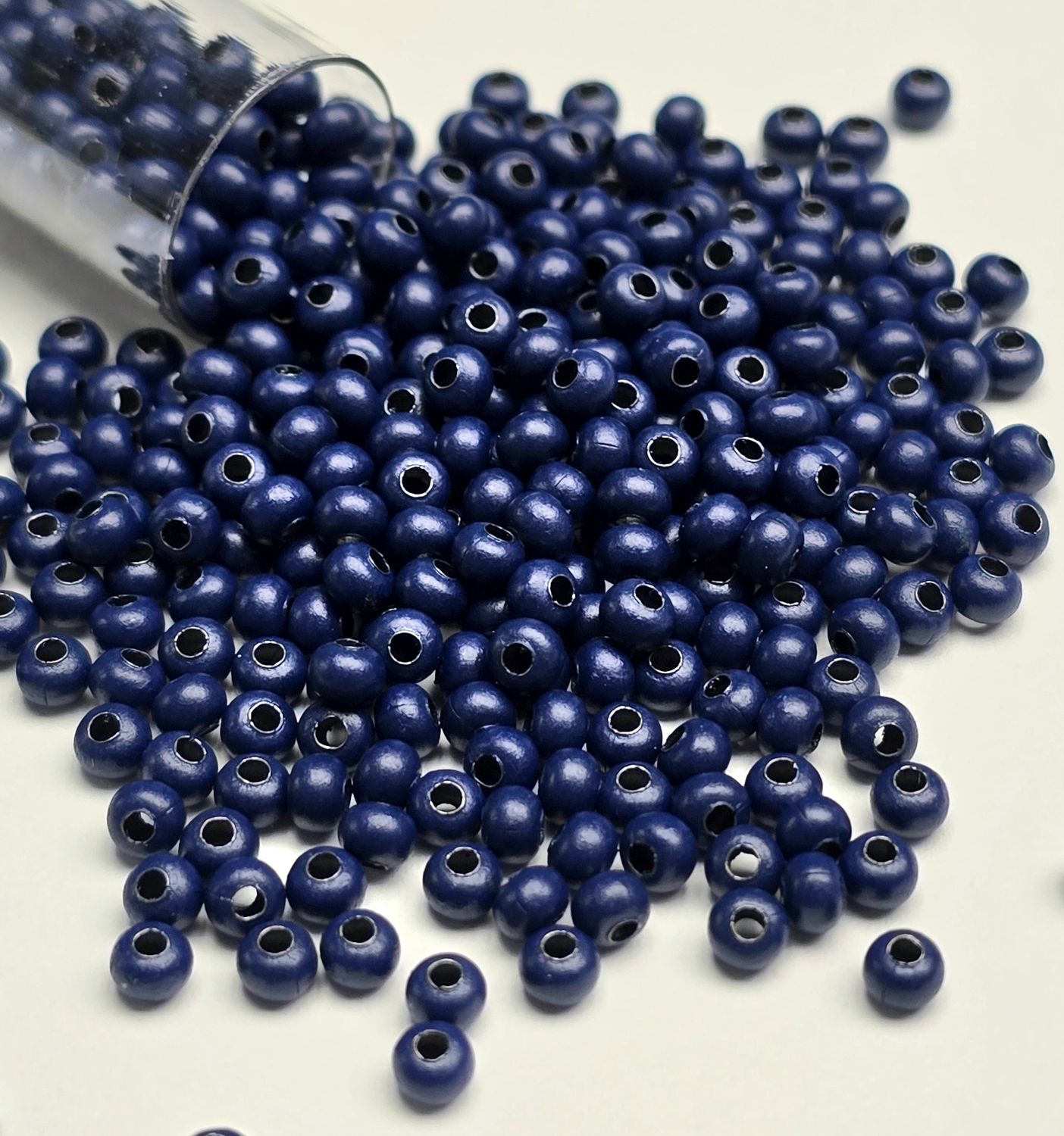8/0 Metal Seed Beads: Dark Blue
