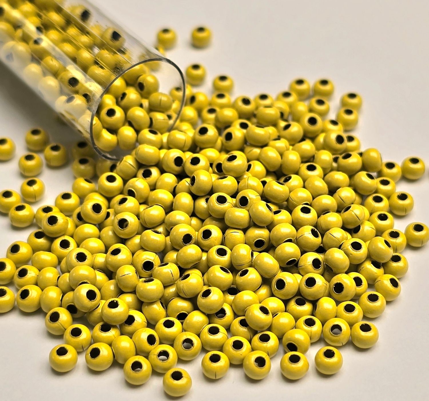 8/0 Metal Seed Beads: Yellow