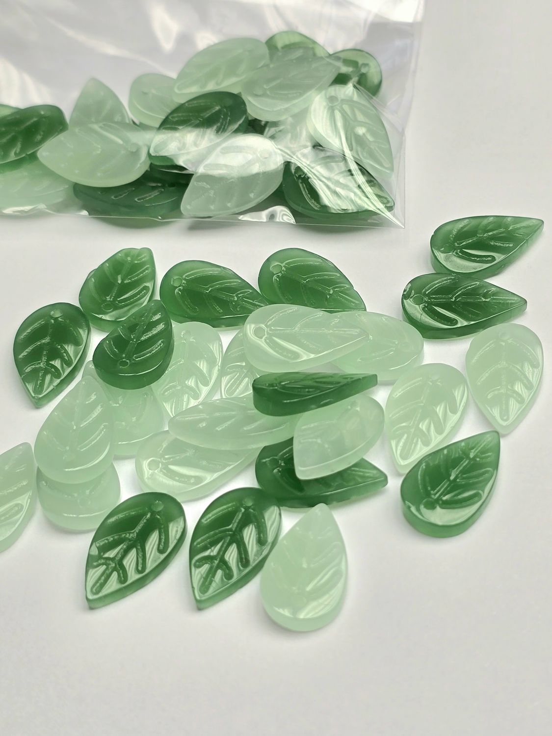 Glass Leaf: Green Bead Mix 11x18mm