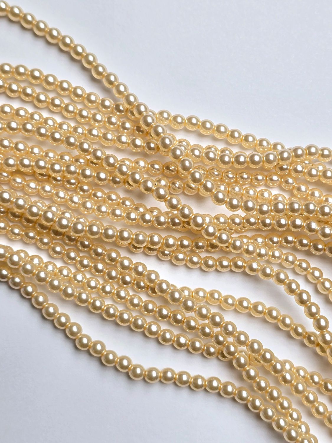 3mm Round Beads: Cream Pearl