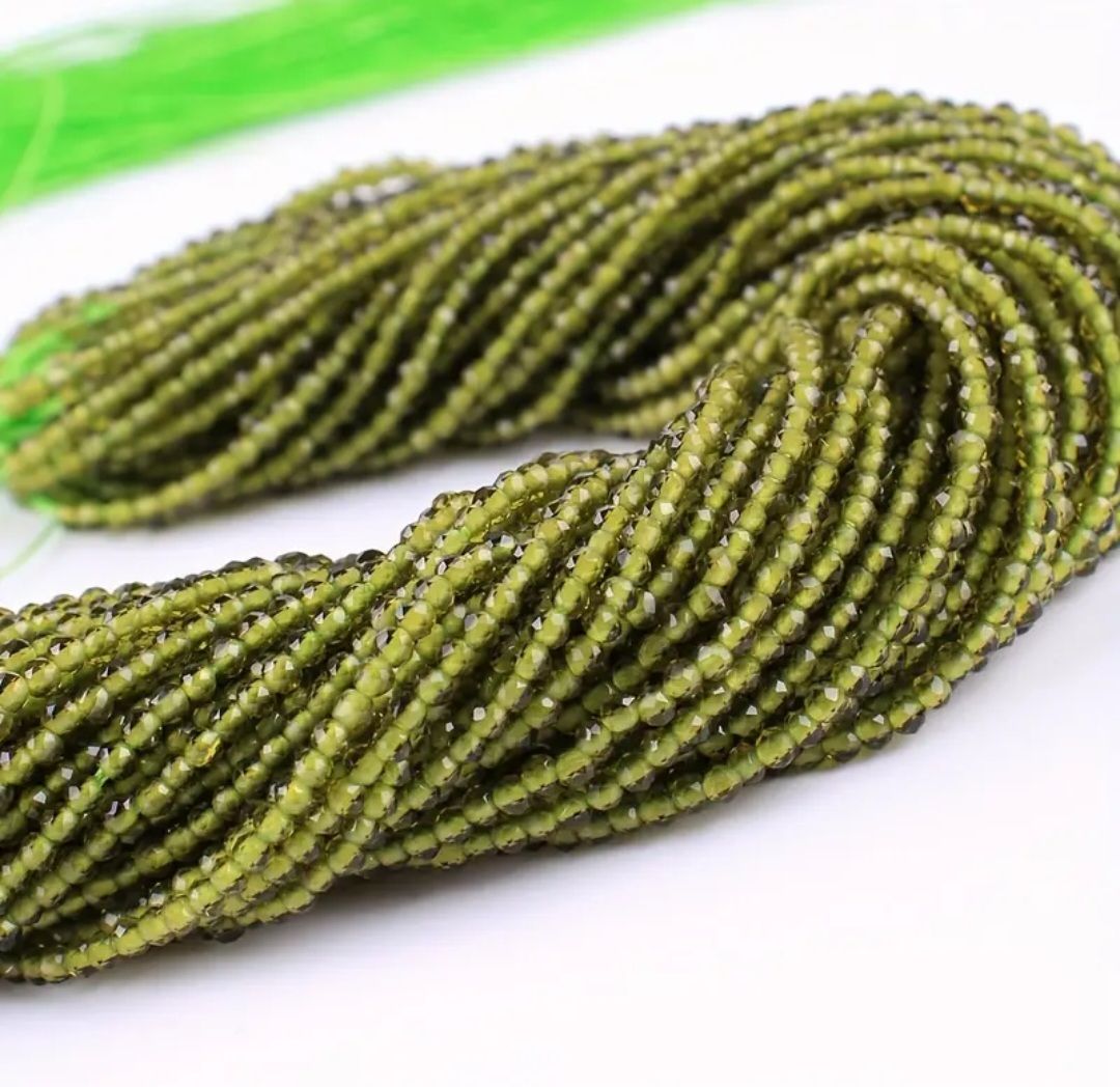 2mm CZ Olivine