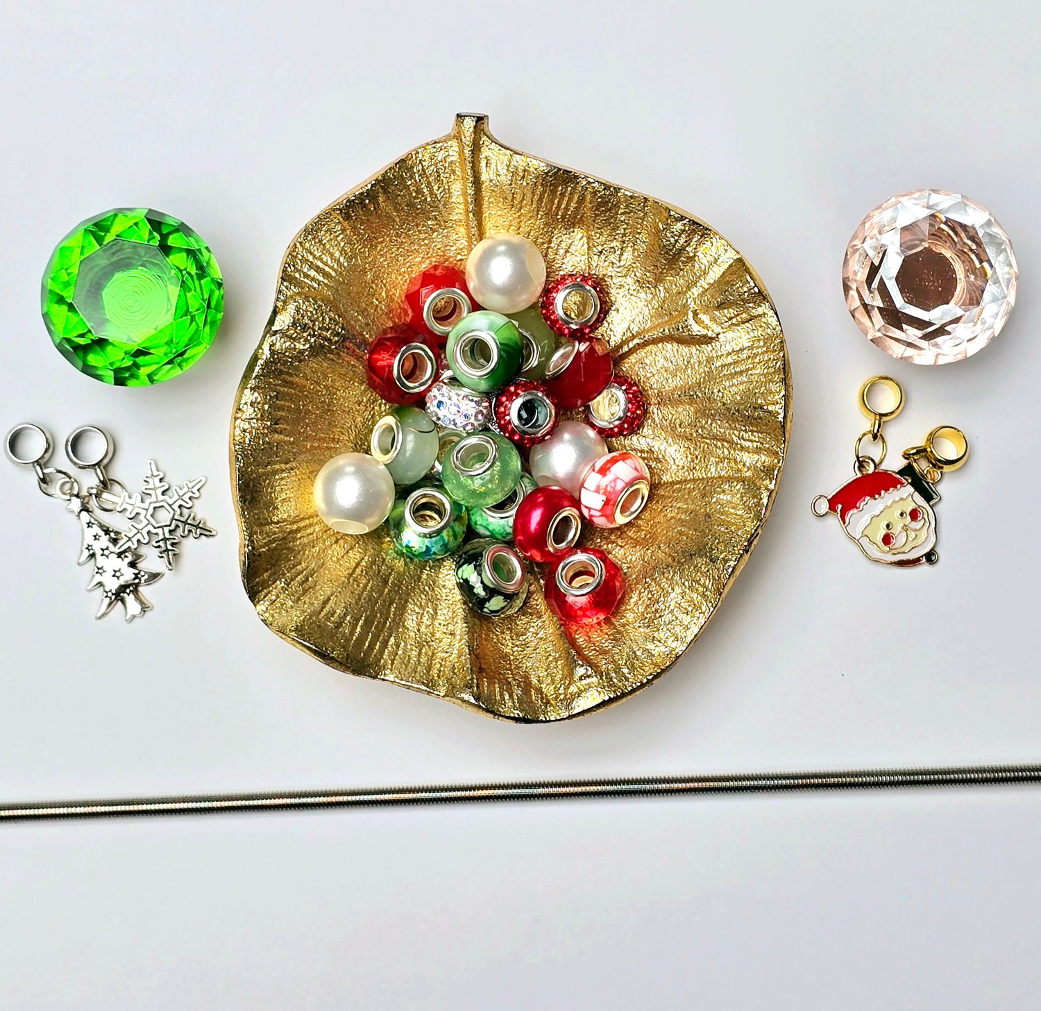 Garden Jewel - Christmas Sparkle Garden Jewel - Christmas Sparkle