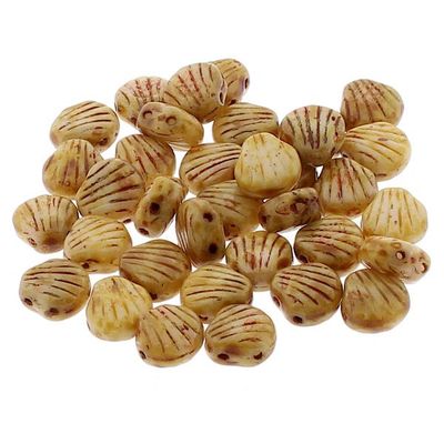 Shelly Shell Beads: Butter Pecan