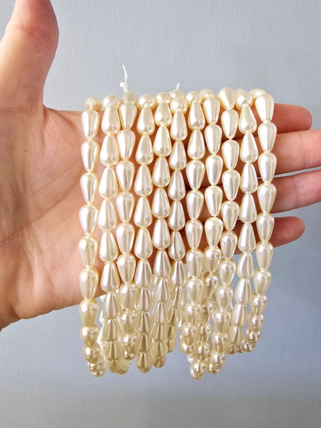 Teardrop Glass Pearls 12x7mm: White Smooth