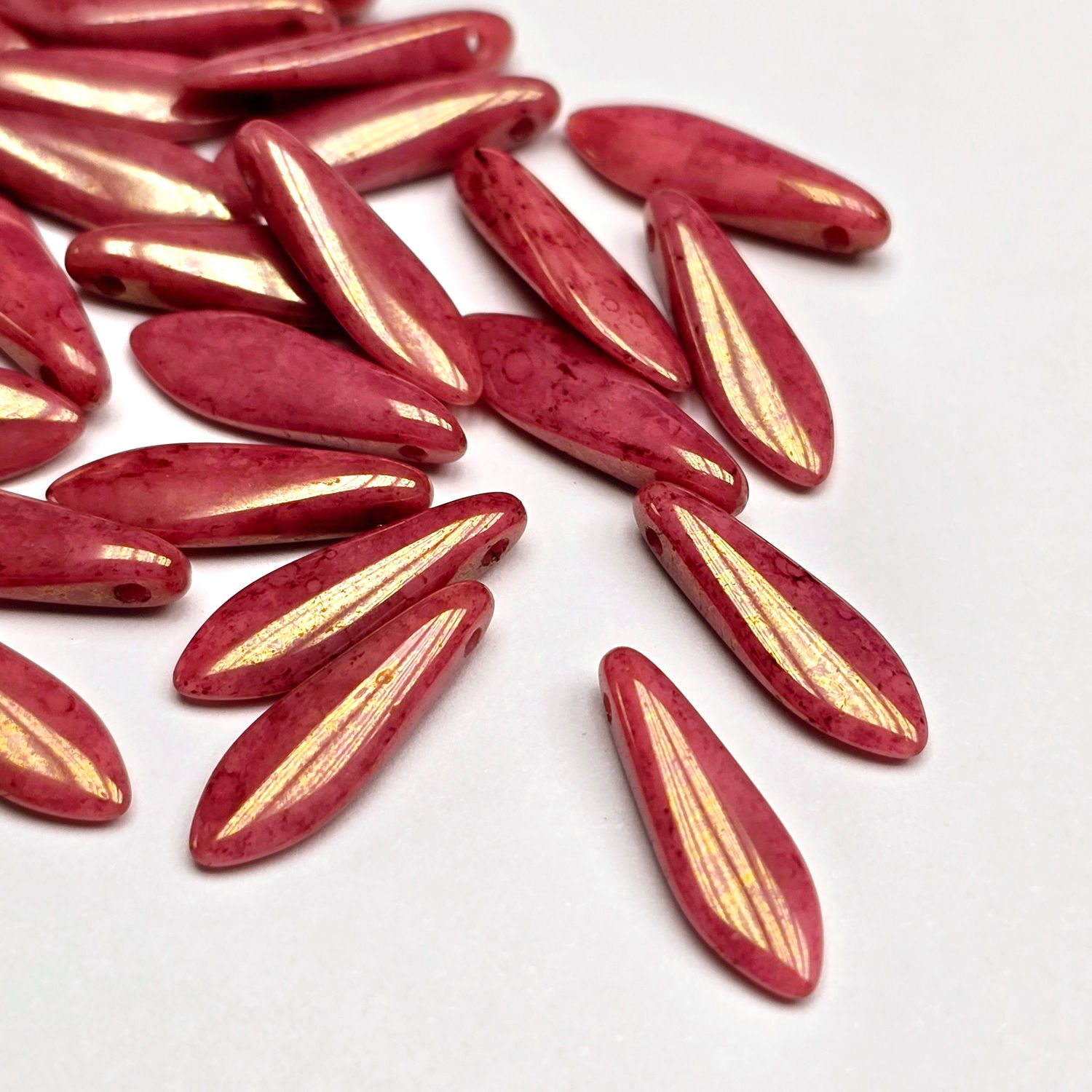 Daggers 5x16mm: Salmon/Pink Gold Luster