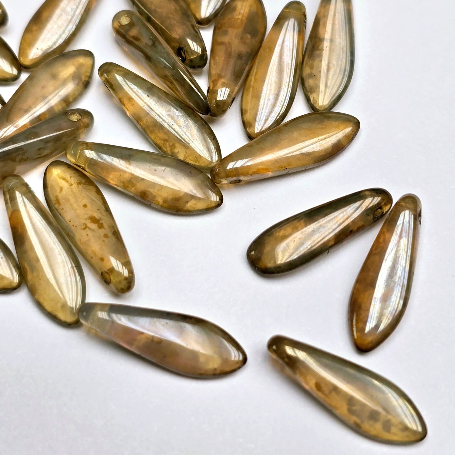 Daggers 5x16mm: Champagne Picasso