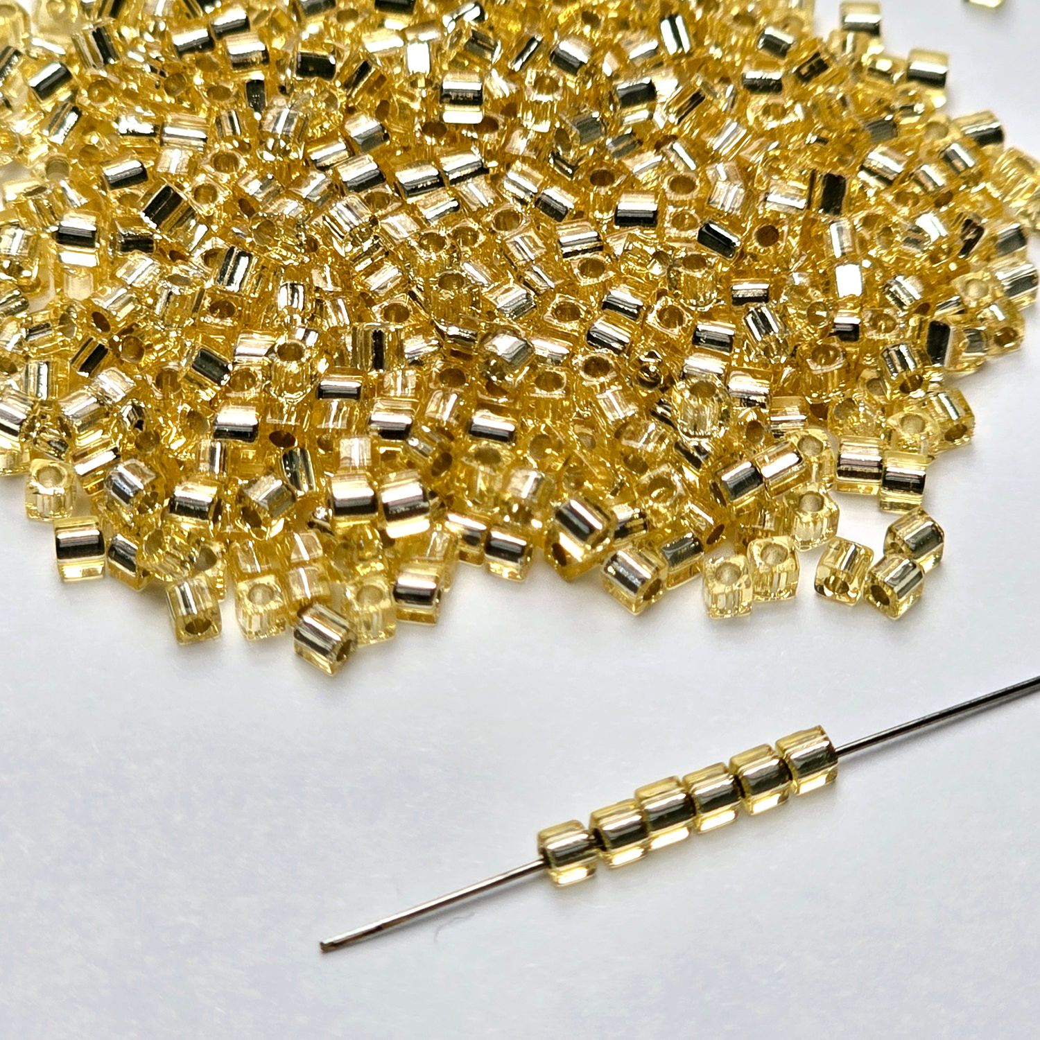 1.8mm Square Beads: SBS0003