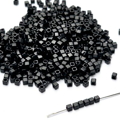 1.8mm Square Beads: SBS401F