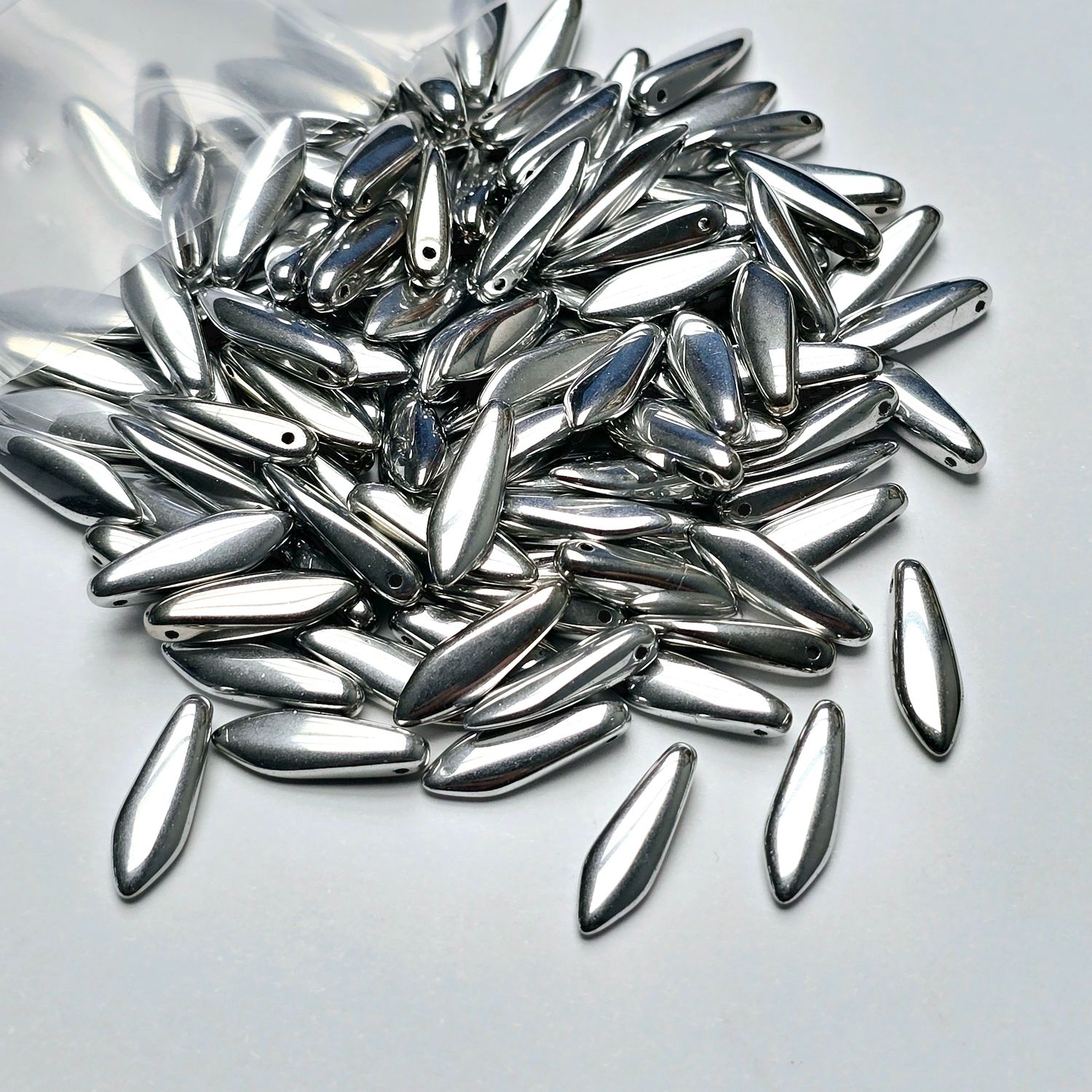 Daggers 5x16mm: Crystal Full Labrador 