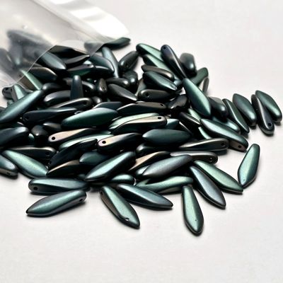 Daggers 5x16mm: Jet Matte Celsian