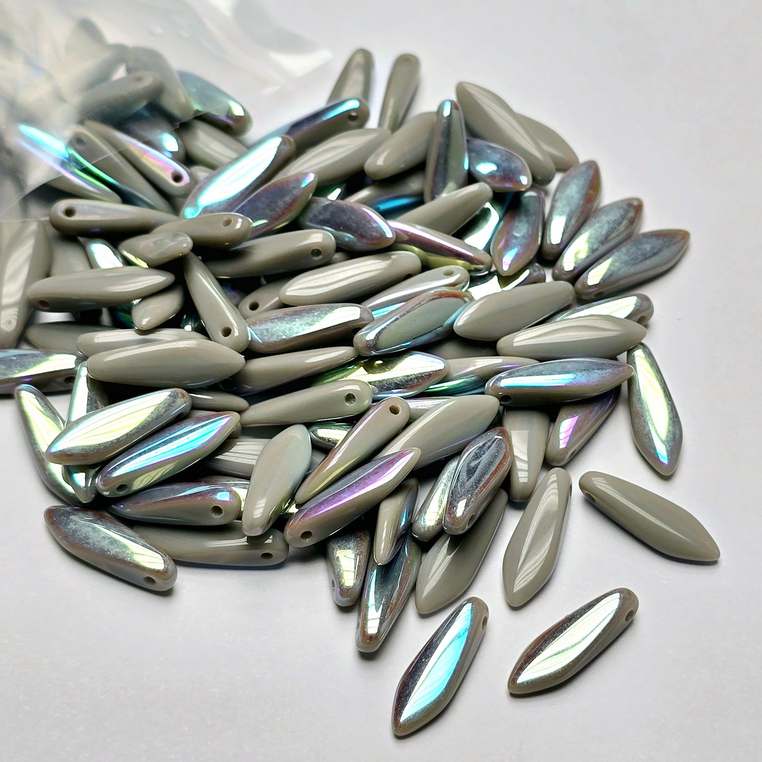 Daggers 5x16mm: Opaque Grey AB