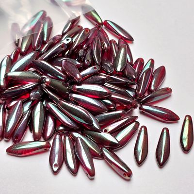 Daggers 5x16mm: Apricot Red Medium