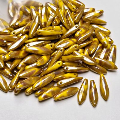 Daggers 5x16mm: Opaque Lemon Celsian Stripes 