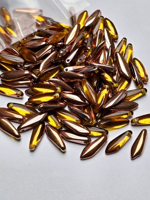 Daggers 5x16mm: Amber Capri Gold