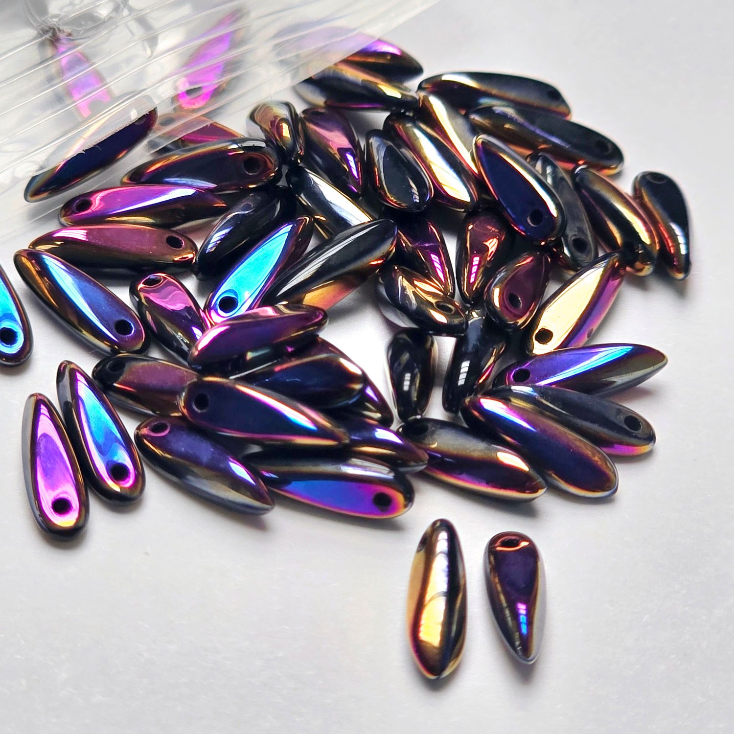 Daggers 3x11mm: Jet Full Sliperit *50 Pieces