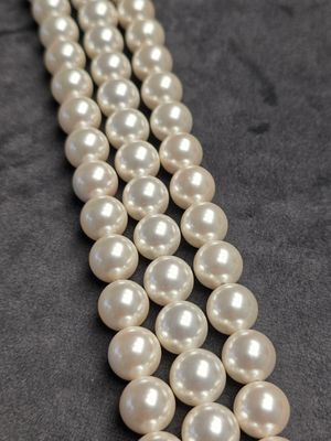 12m Round White Shell Pearls