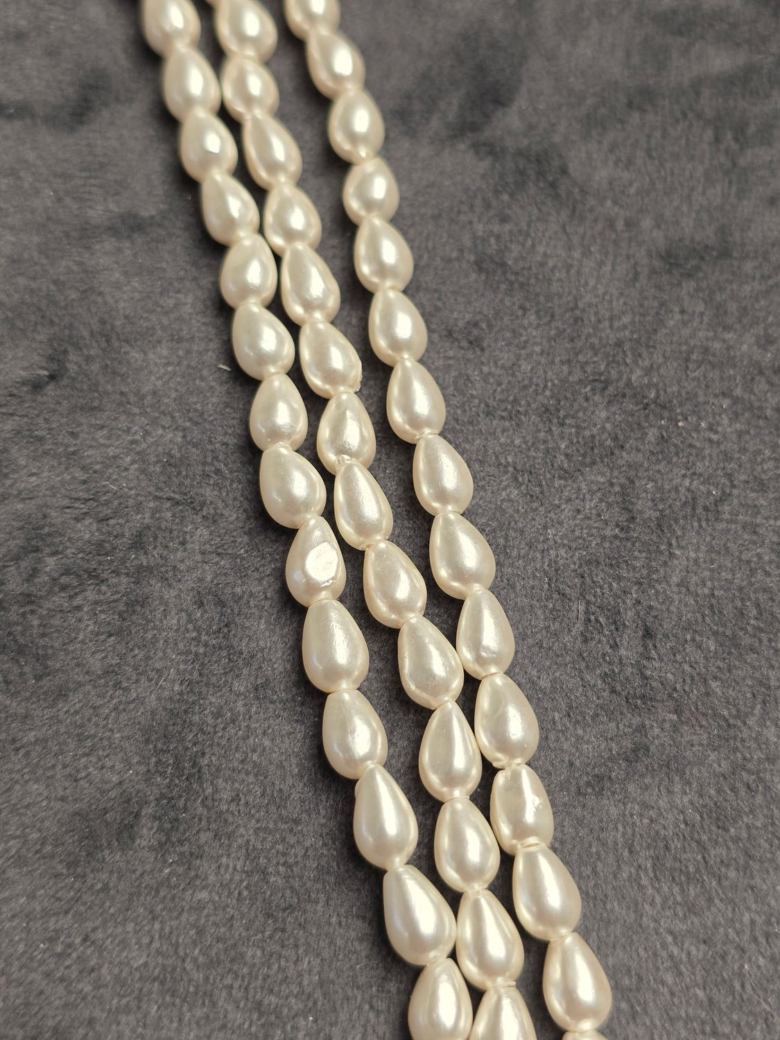7x5mm Tear Drop White Shell Pearls *top to bottom drilled*