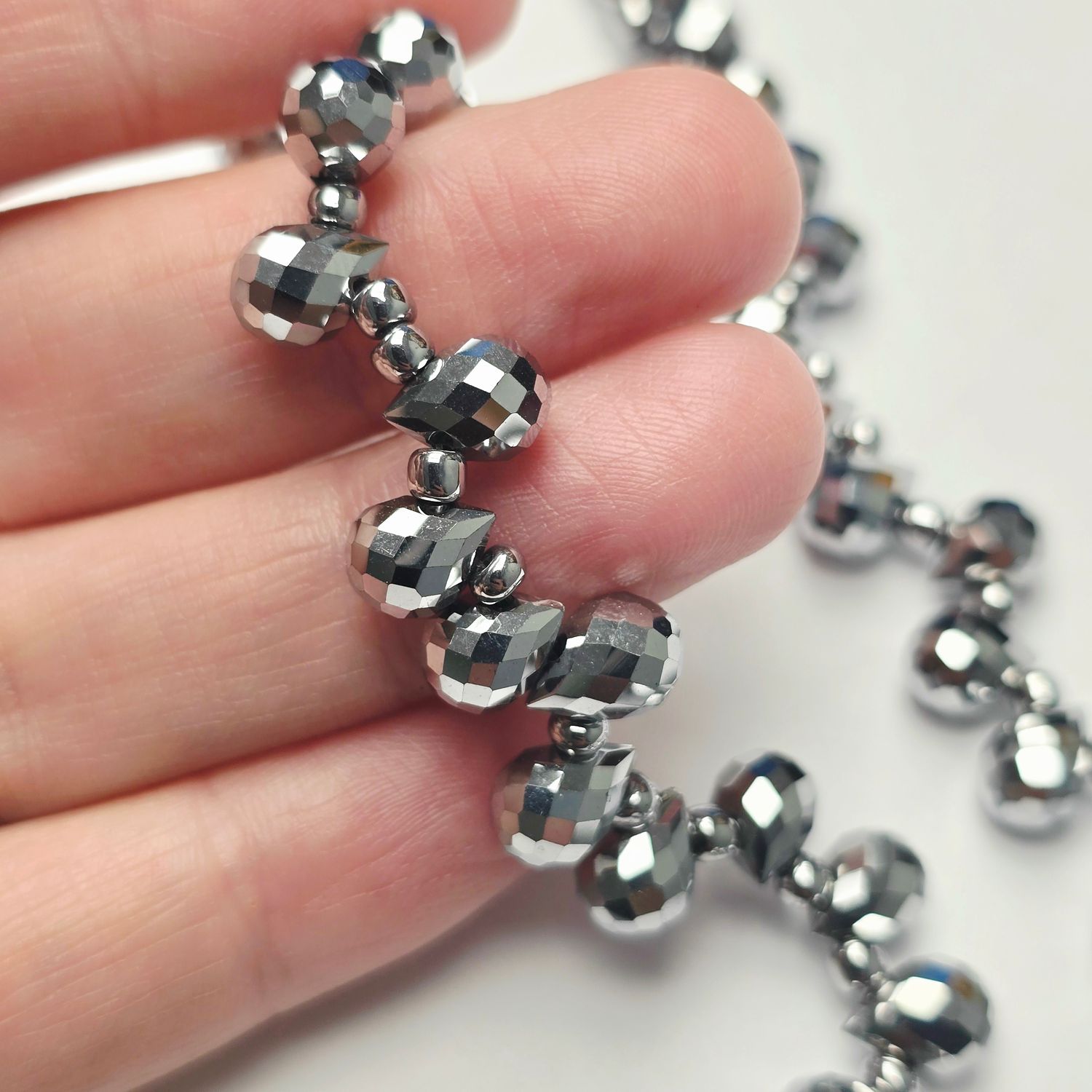 8x6mm Faceted Teardrop Crystals: White Gold/Silver