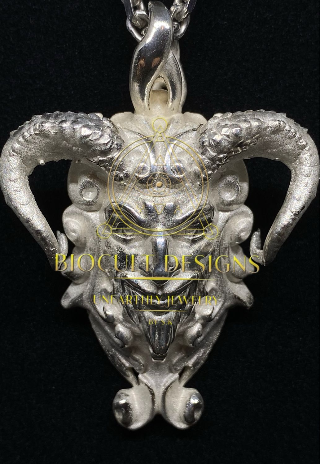 The PanV2 pendant