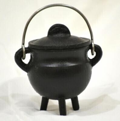 Cast Iron Cauldron w/lid 3&quot;H 2.75&quot;D