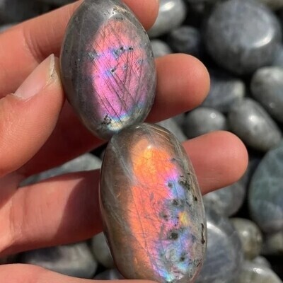 Palm Stone