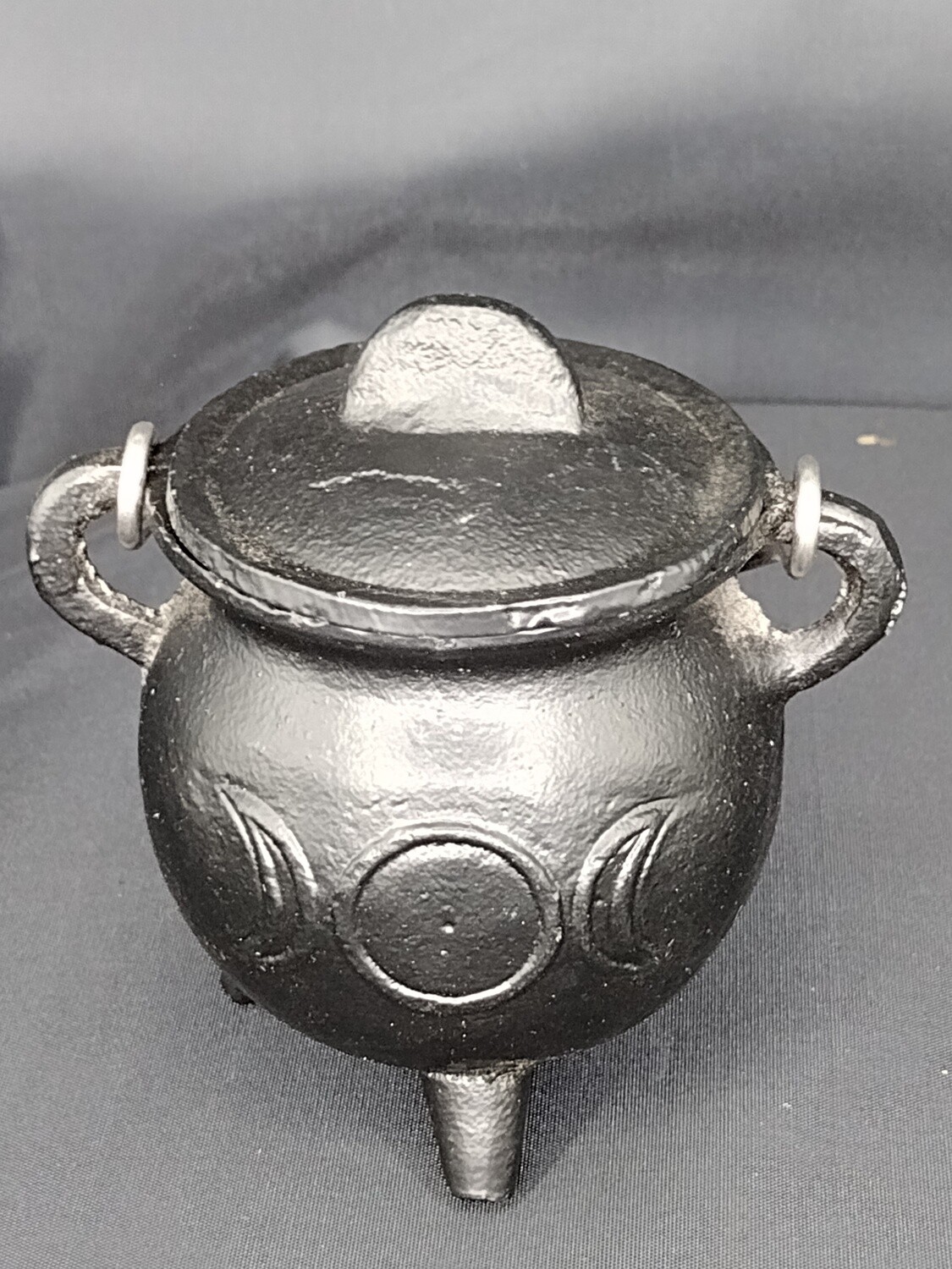 Triple Moon Cast Iron Cauldron with Lid 2.5&quot;D 4.25&quot;H