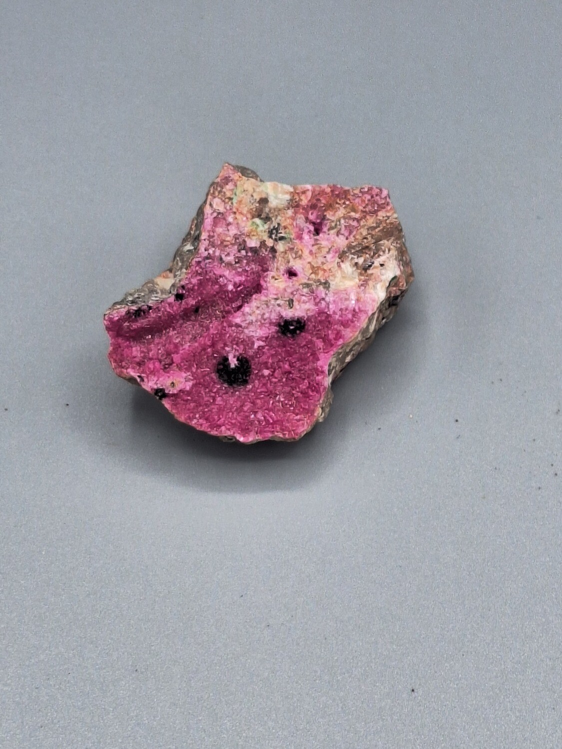 Calcite Colbalto (2.25&quot; H x 91&quot; H)