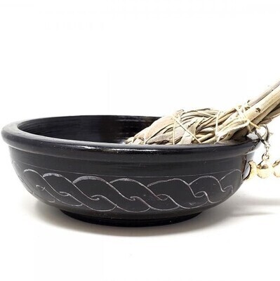 Black Soap Stone Carved Bowl 5&quot; D 1.5&#39;&#39;H