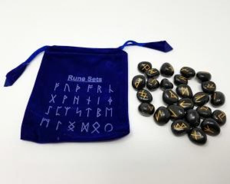 Black Agate Rune Set w/ Card