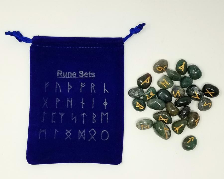 Moss Agate Rune Set w/ Card