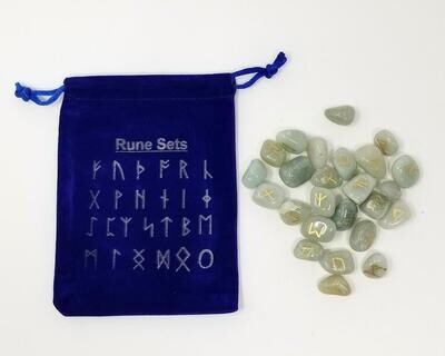 Green Aventurine Rune Set w/ Card