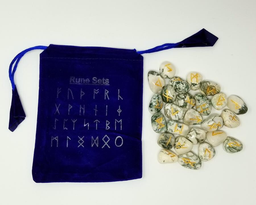 Tree Agate Rune Set w/ Card